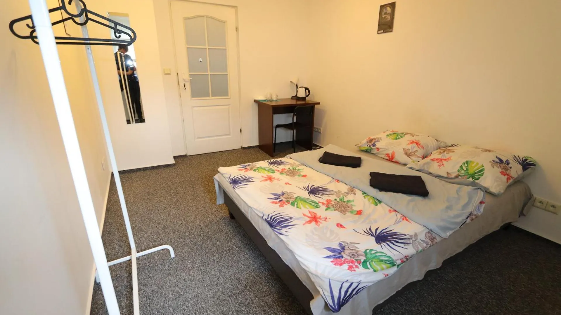 Fantastic Waw - Ns42 Room F Warszawa